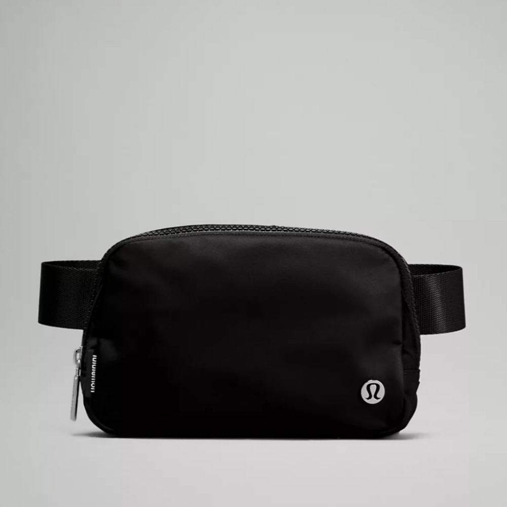 LULULEMON Belt Bag Black 1L